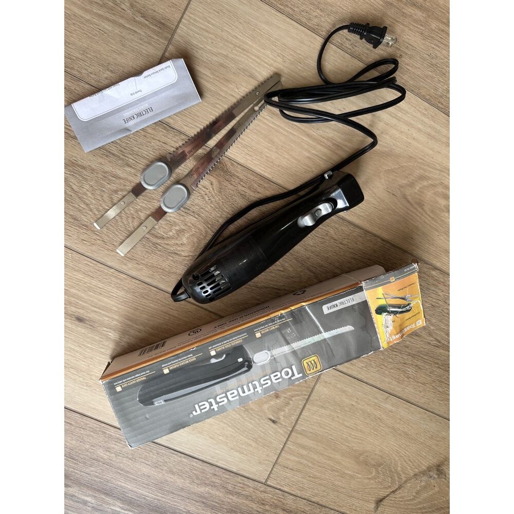 Toastmaster Electric Carving Knife Stainless Blades Tested Used Once Box Damage